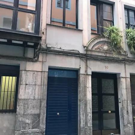 Old Town & River Bilbao